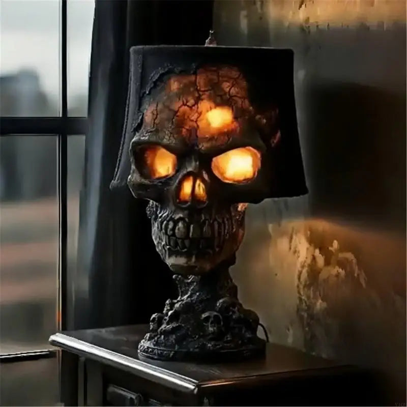 Skull Desk Lamp, Weather Resistant Halloween Skull Lamp Decoration with Cable, Used for Outdoor Garden Decoration